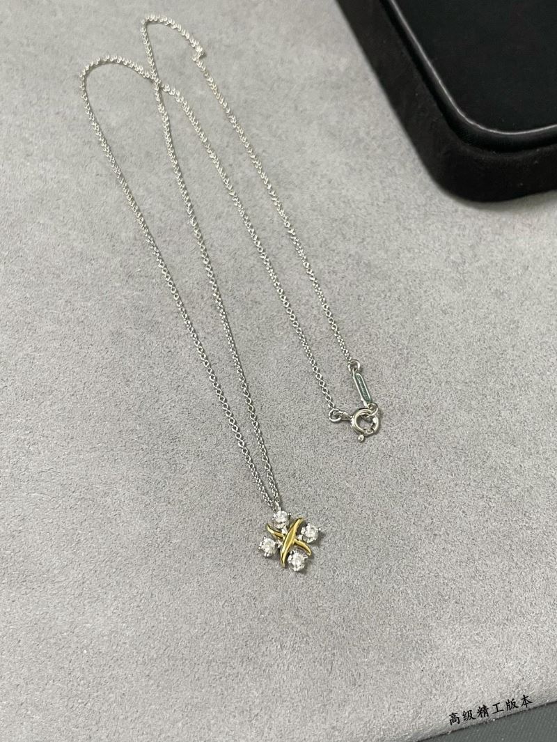 T*f*ny necklaces
